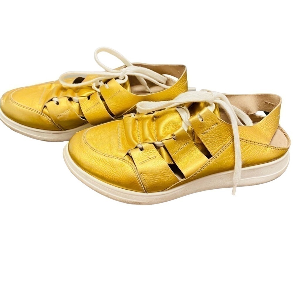 GINO ROSSI  Sling back Gold Sneakers